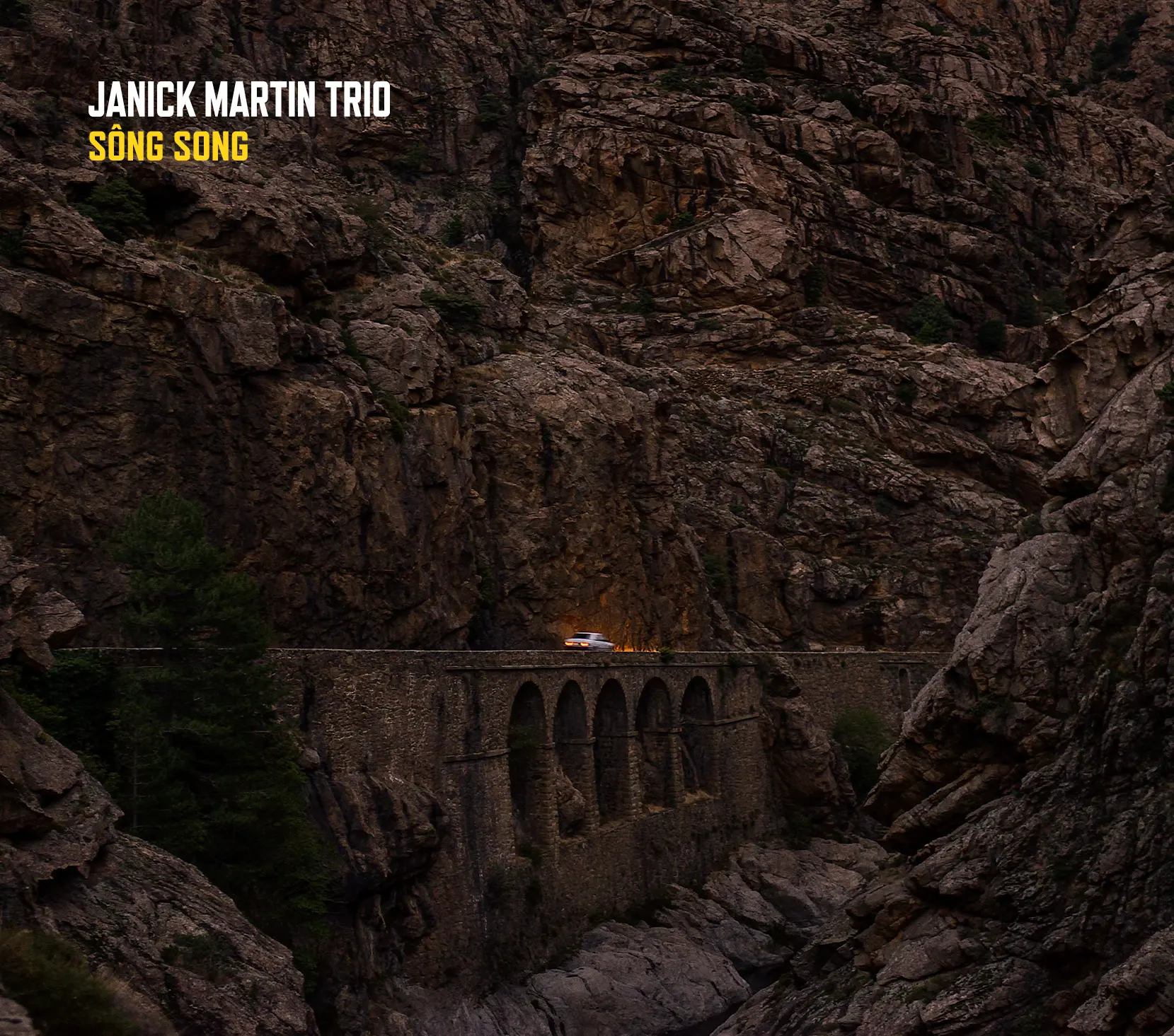 Janick Martin Trio - Sông Song